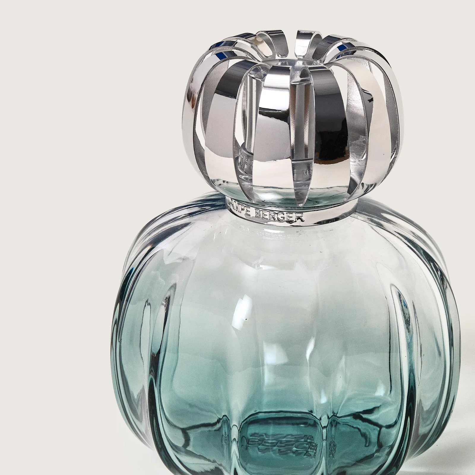 Lampe Berger - Cofanetto CORALI - Vert + 250ml Aqua Céleste - immagine 3
